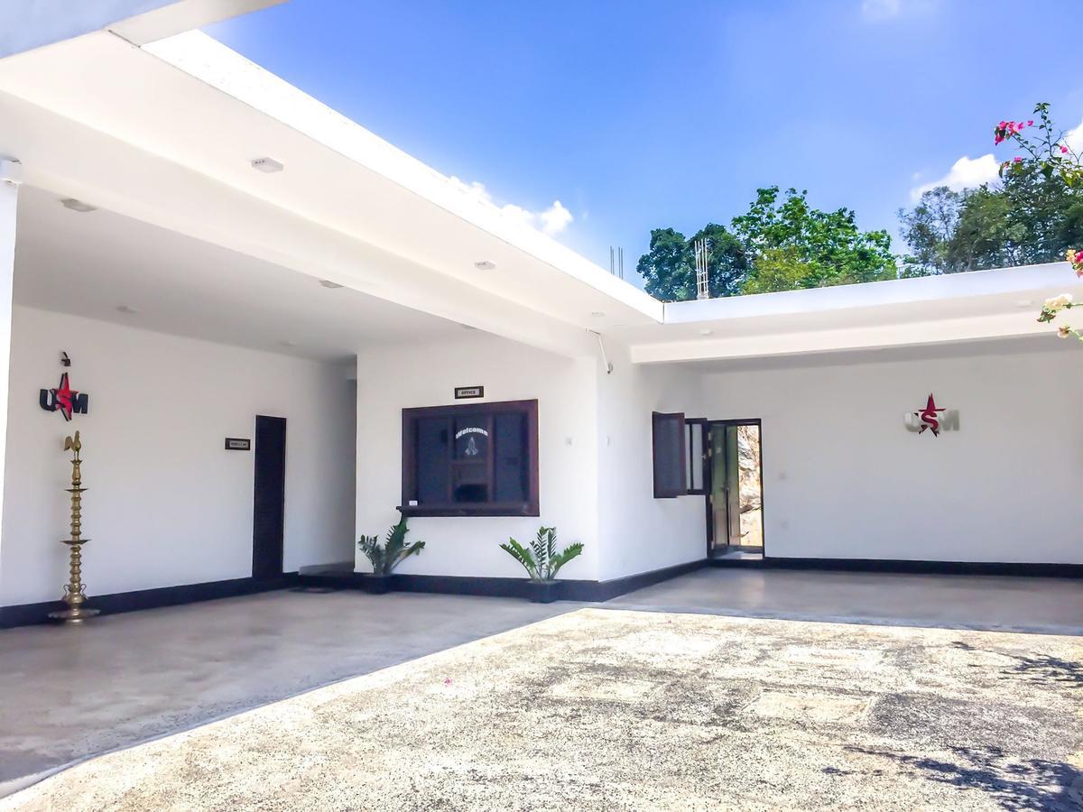 Us Motel Colombo Homagama Zewnętrze zdjęcie